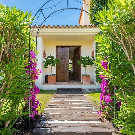 Villa Luxury With Stunning Views In