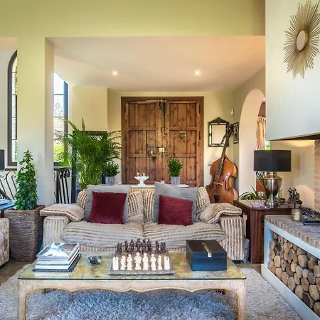 Luxury With Stunning Views In * Estepona